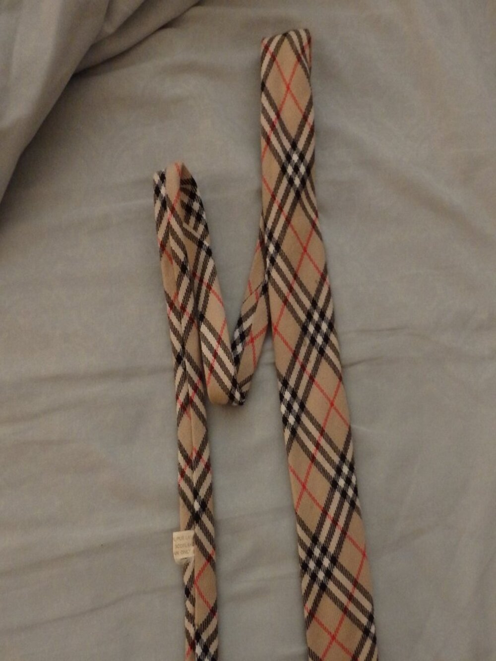 Men's All Wool BURBERRY tie in classic check